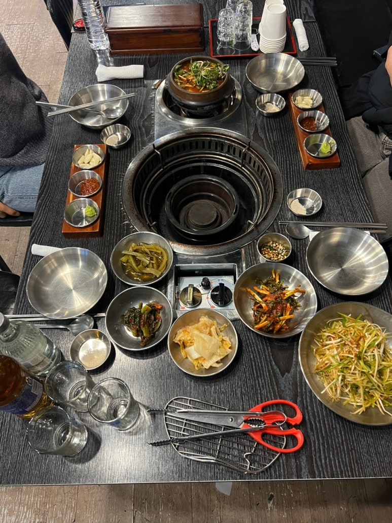 깍뚝집 이미지