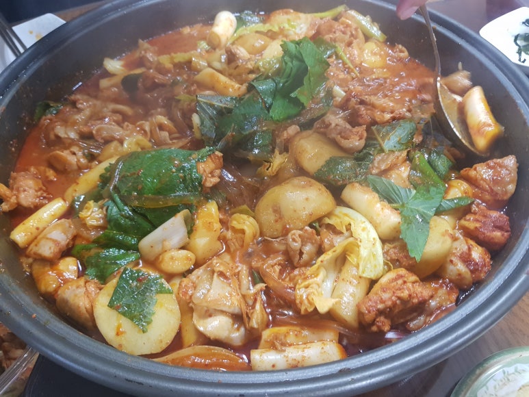 돼지고기 구이/찜 이미지