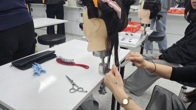 빡빡이헤어샵 이미지