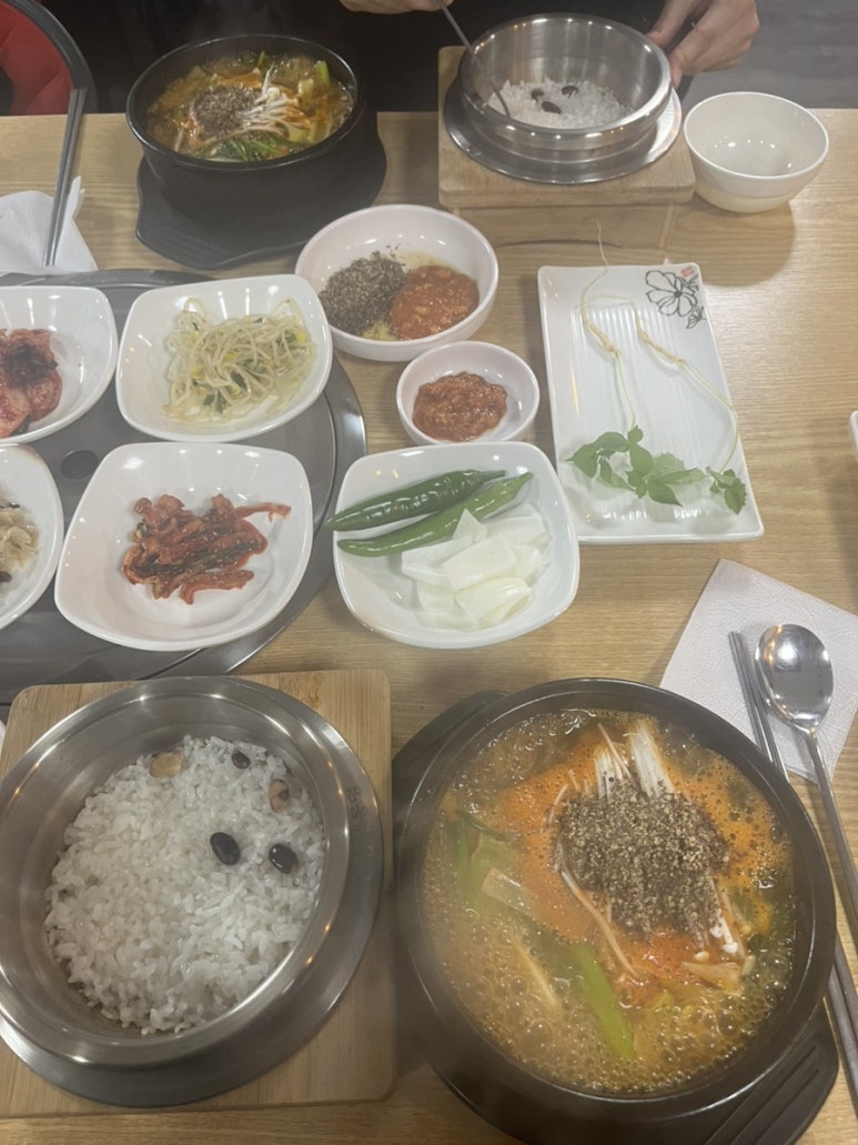 예촌흑염소 이미지