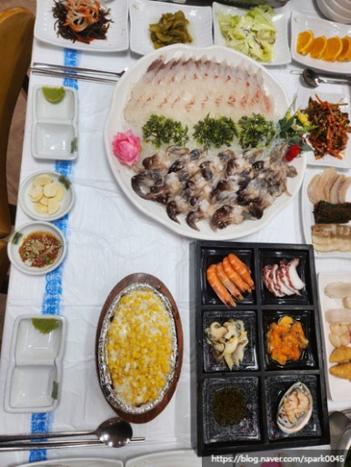 별주부 횟집 이미지