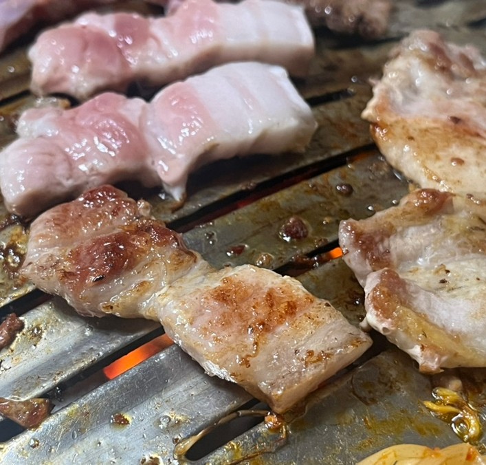 까치생숯불구이 이미지