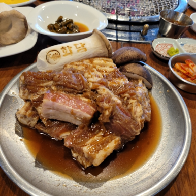 화담삼겹살 이미지