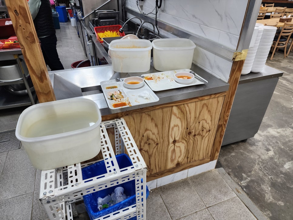 알러뷰한식뷔페 이미지
