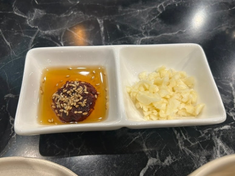 우아한뭉티기 이미지