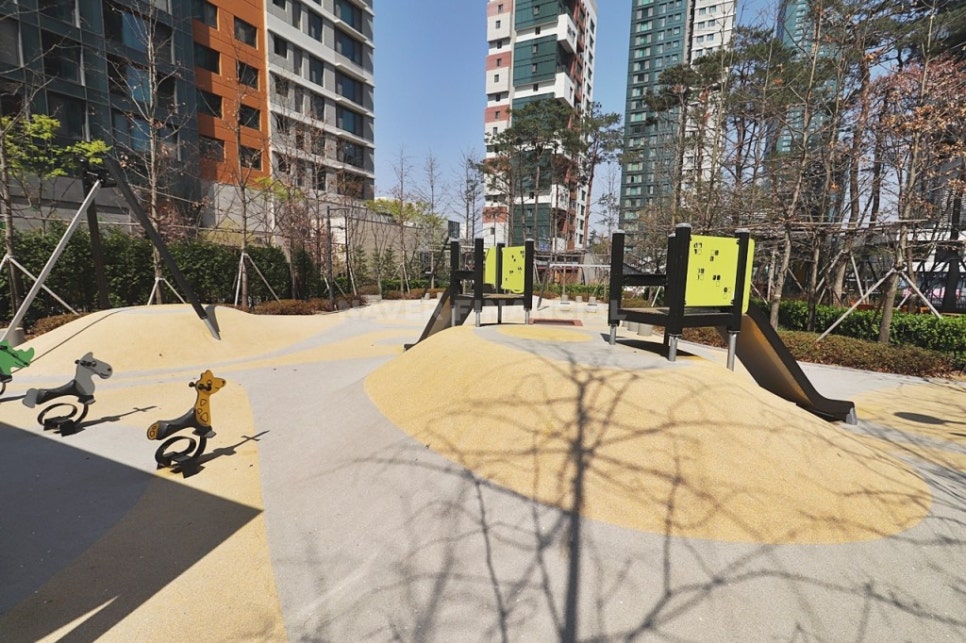 포레블루 이미지