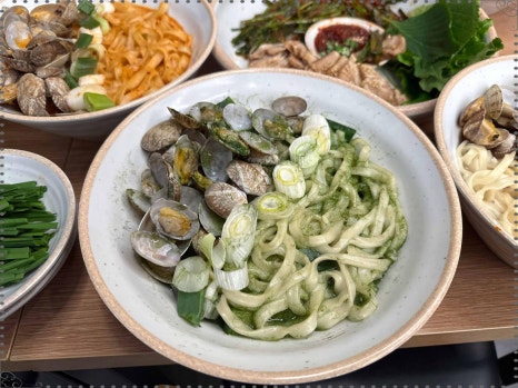 고향엄마손생바지락칼국수 이미지