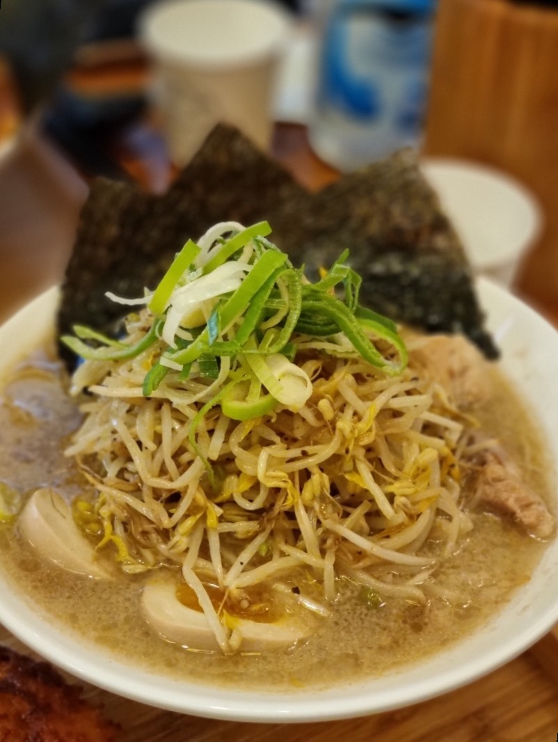 초이라멘 이미지