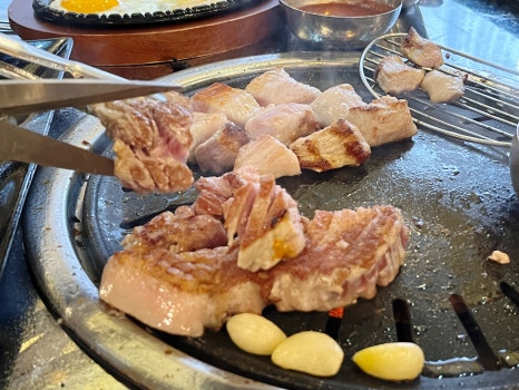 찌개랑뚱돼지랑 이미지