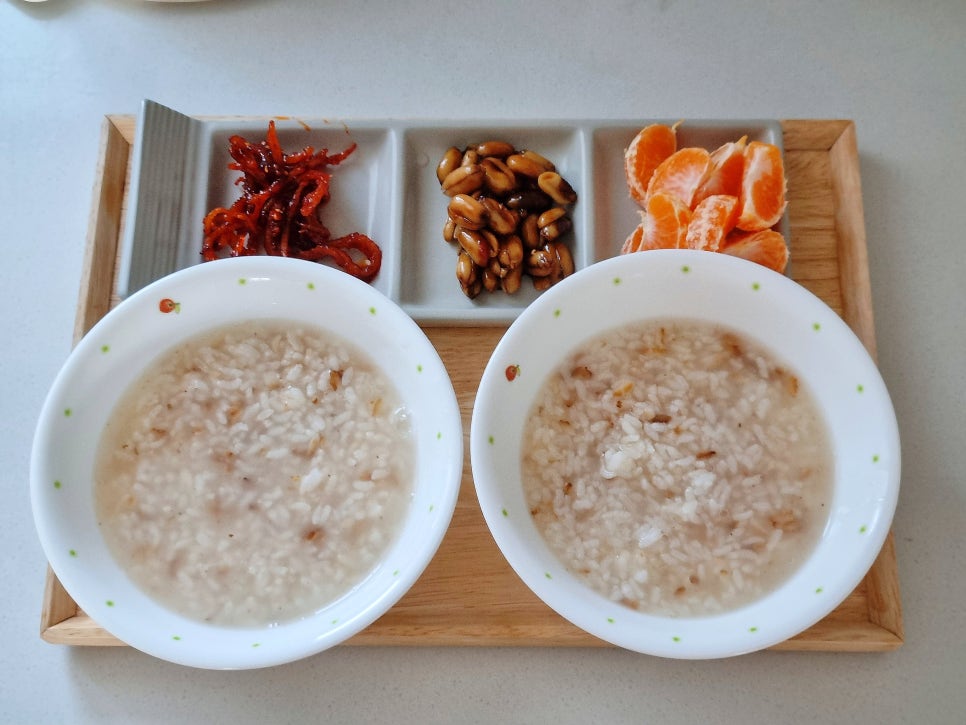 아침(애)누룽지 이미지