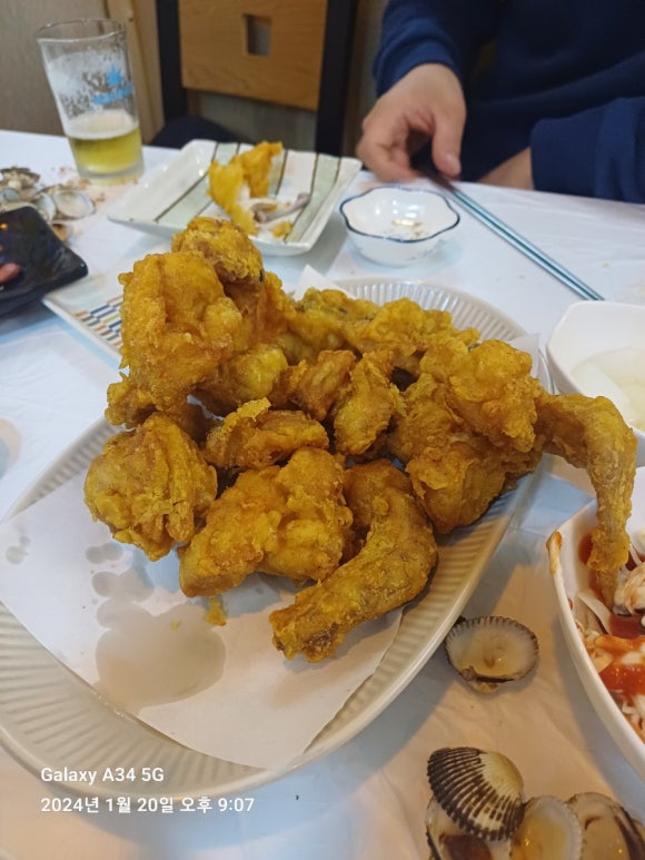 꼬꼬앤비어 이미지