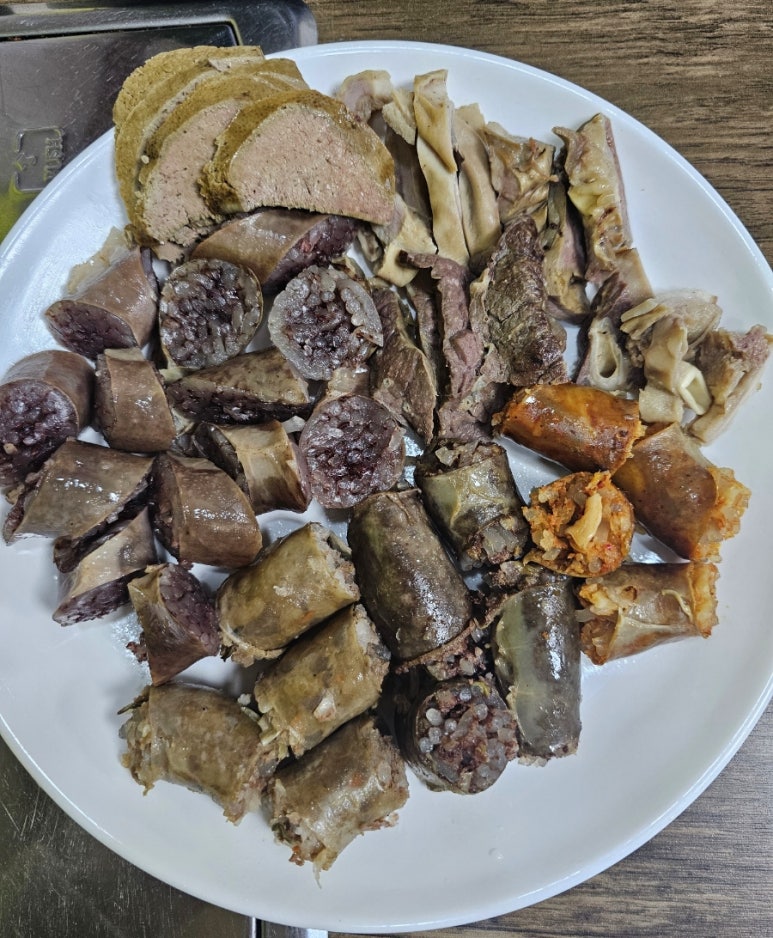 팔천순대국밥 이미지
