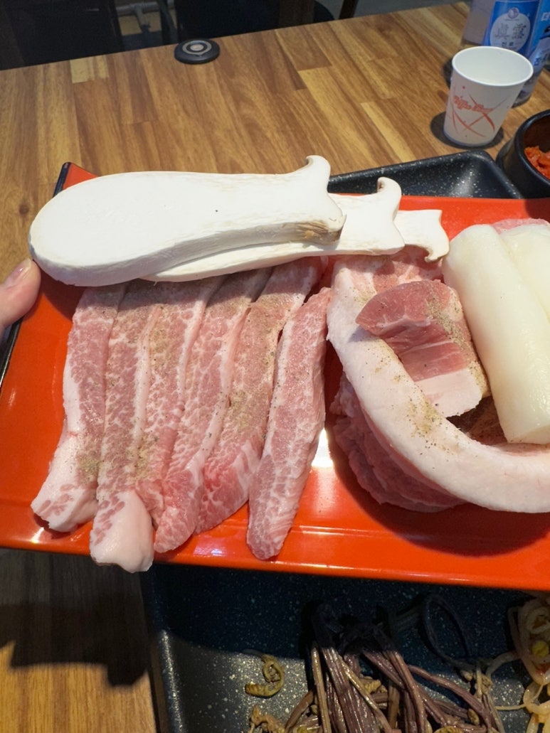 태평한돼지 이미지