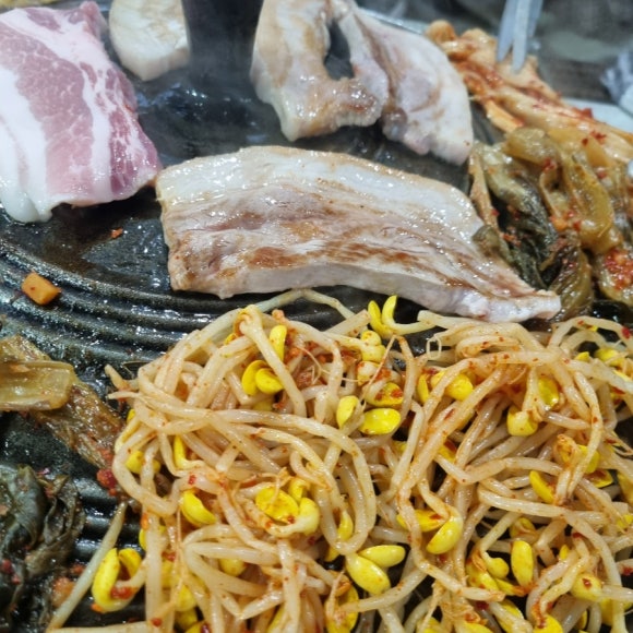 한방돼지촌 이미지