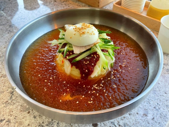 맑은물세숫대야냉면 이미지