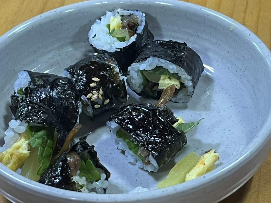 비비꼬마김밥 이미지