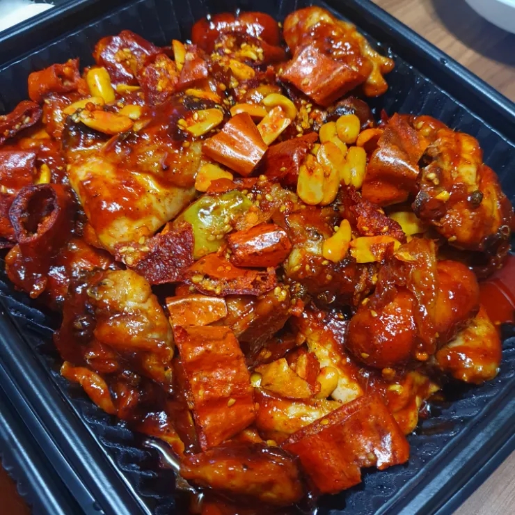 기영이숯불두마리치킨 이미지
