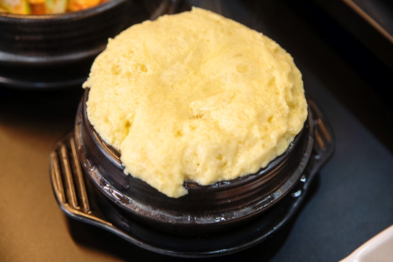 첨단솥뚜껑삼겹살 이미지