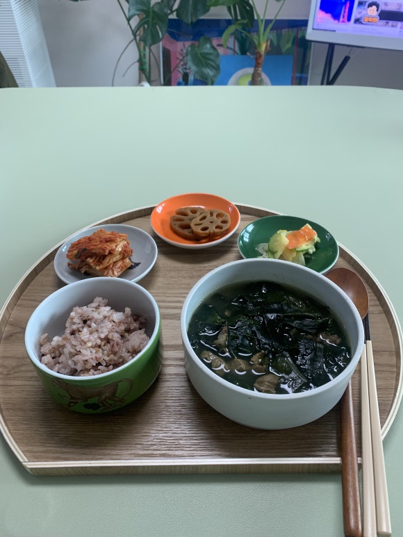 친정찬 이미지