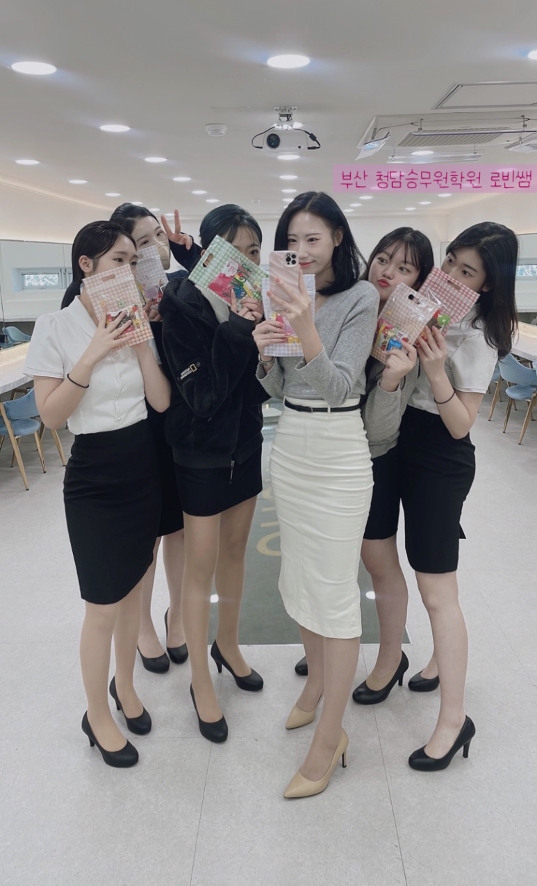 청담승무원학원 이미지
