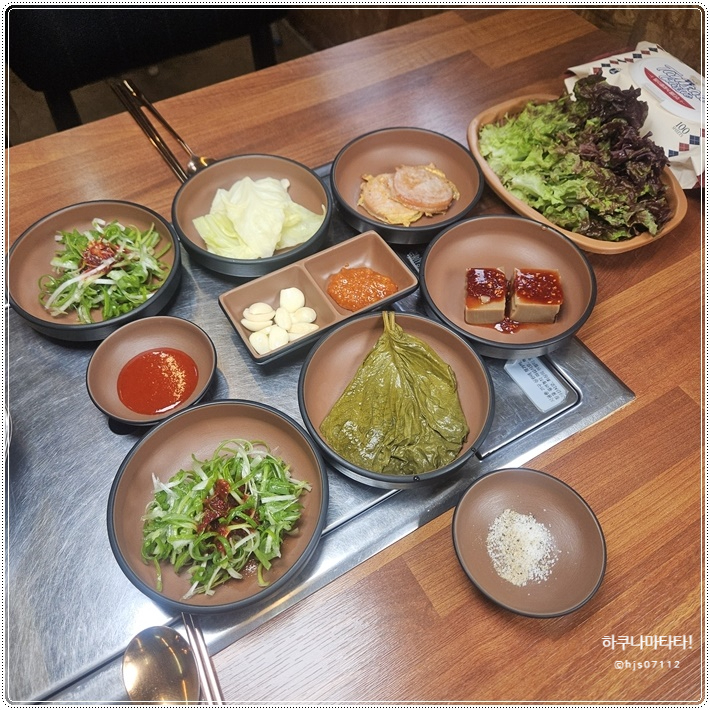 누렁소앤도새기 이미지
