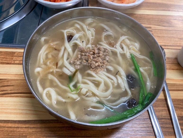 두리칼국수 이미지