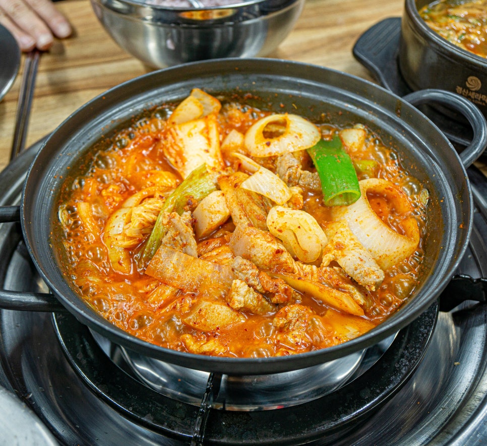 한돈통돼지두루치기 이미지