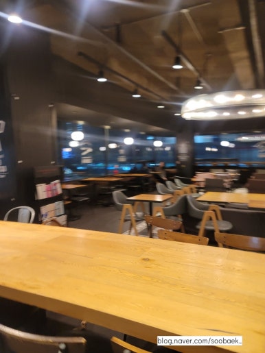 투썸플레이스동서울터미널 이미지