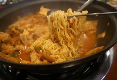백채김치찌개 처인구청점 이미지