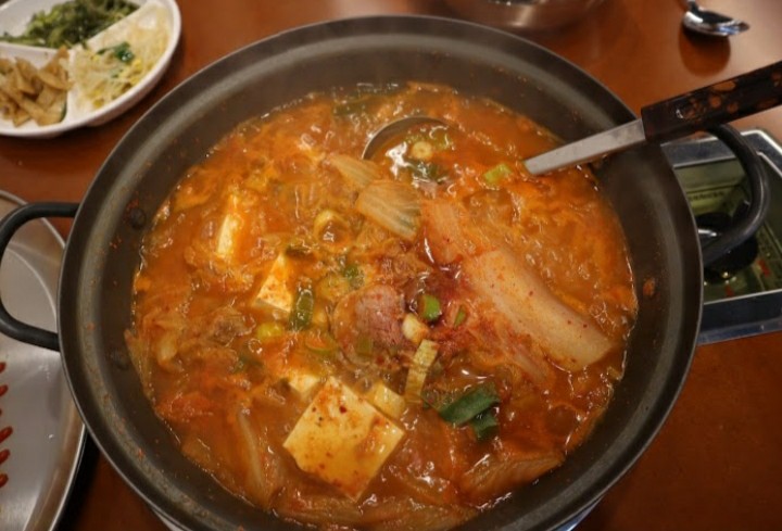 백채김치찌개 처인구청점 이미지
