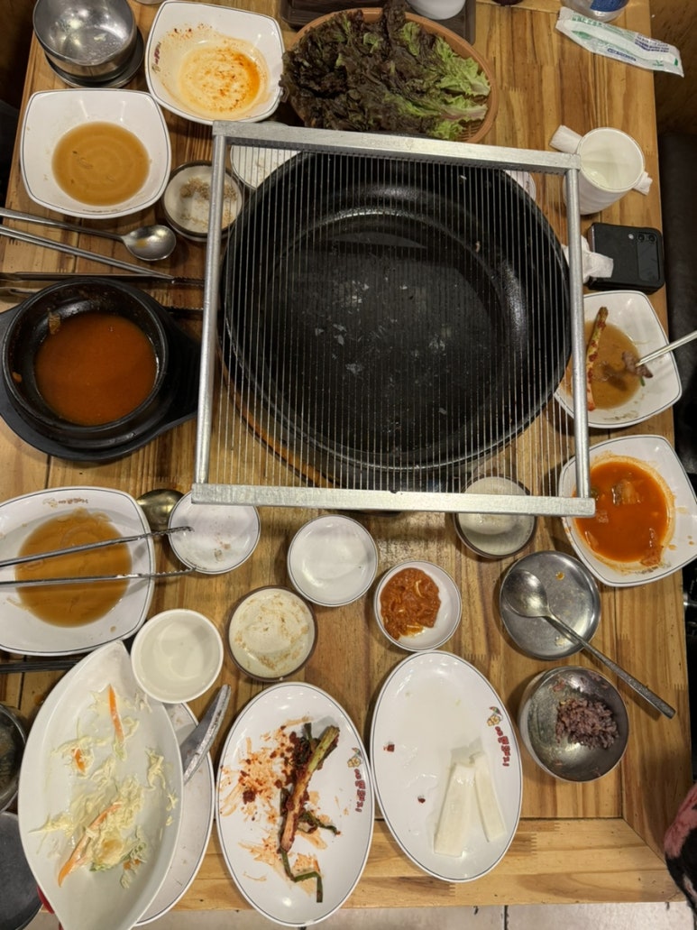예쁜돼지상암점 이미지
