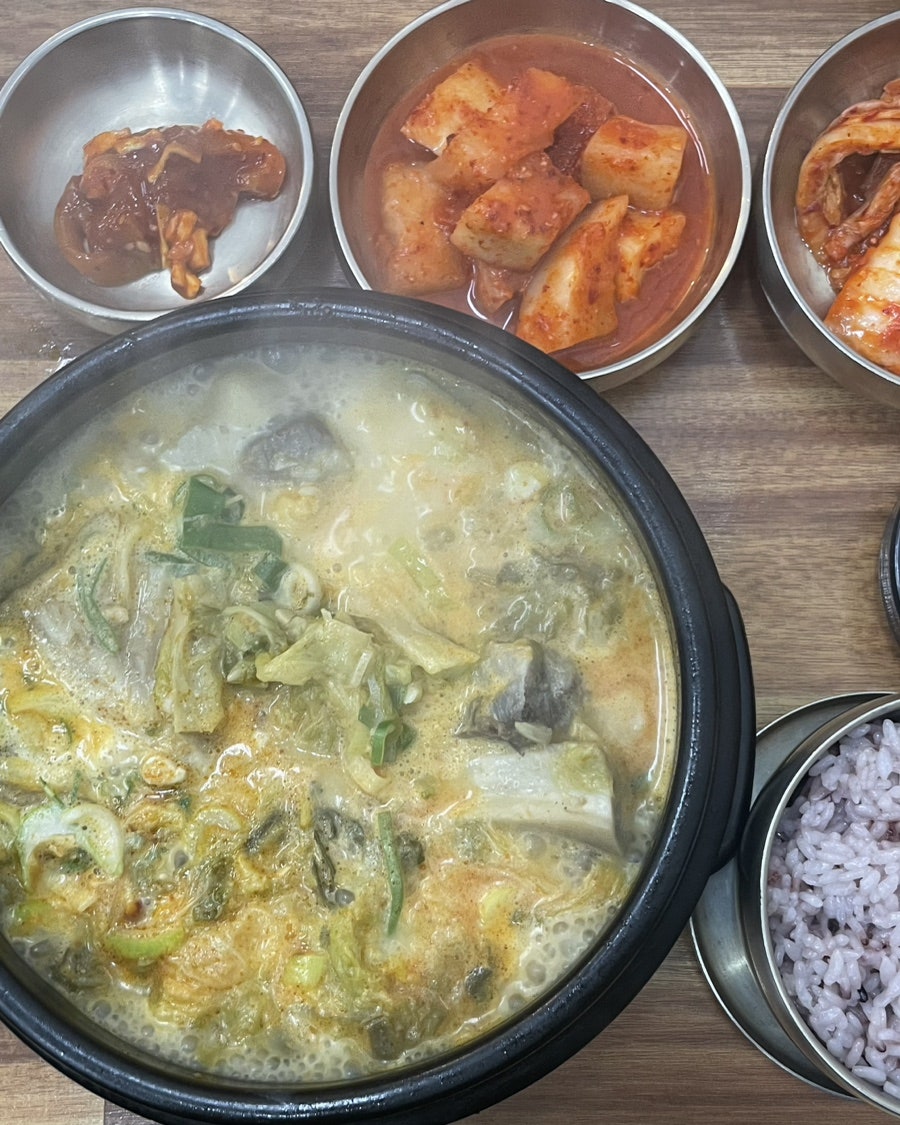 몸뜻갈비탕 이미지