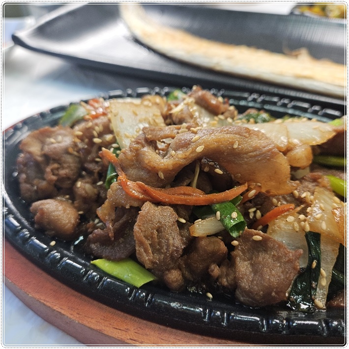 팔도고기식당 이미지