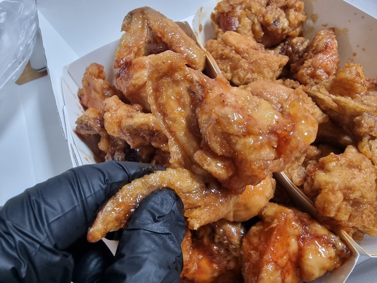 둘다두마리치킨 이미지