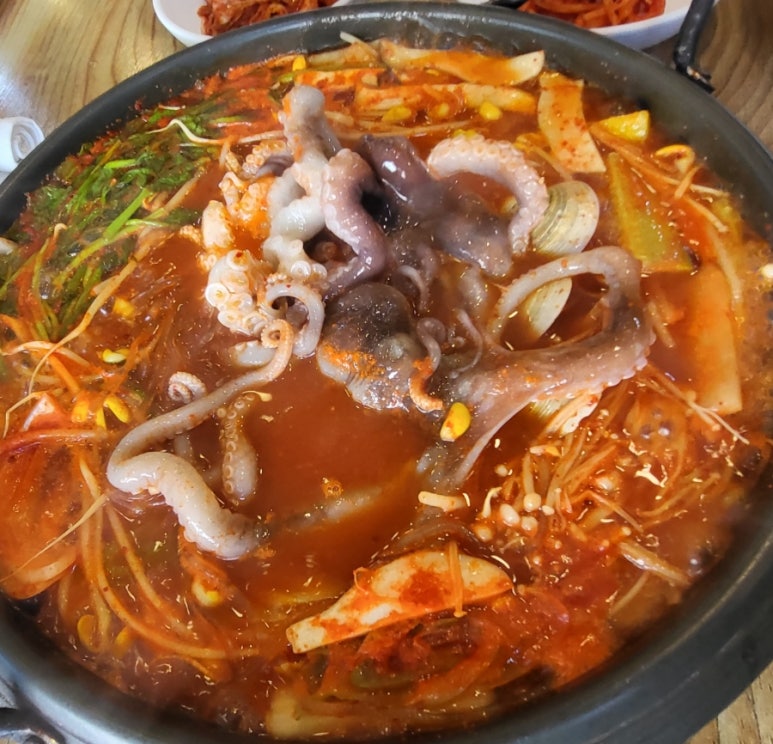 김명자낙지마당영통점 이미지