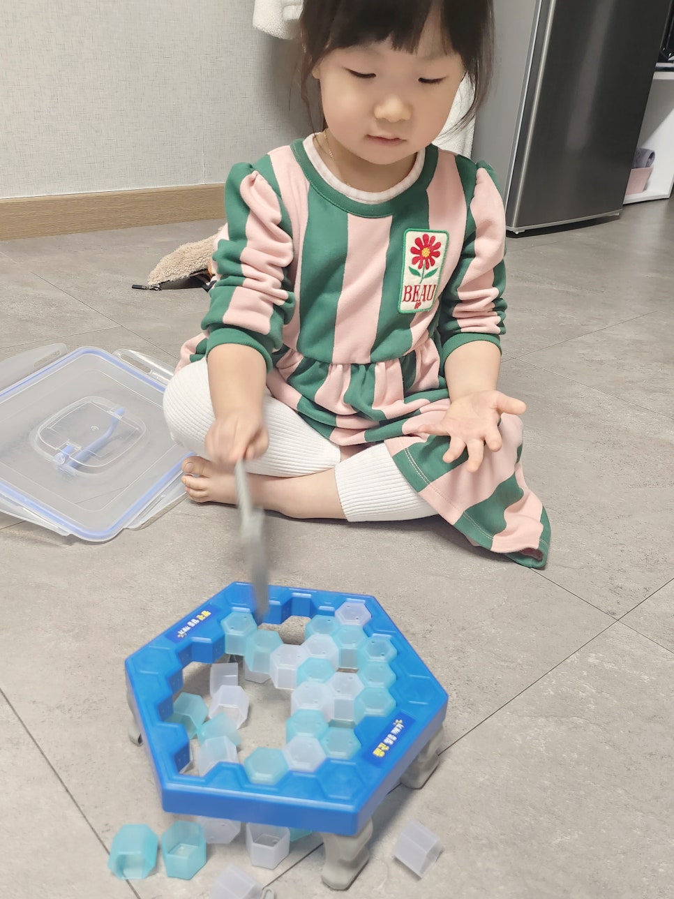 도담빌리지키즈수영장가족 이미지