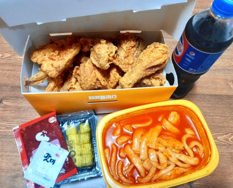치킨플러스양성점 이미지