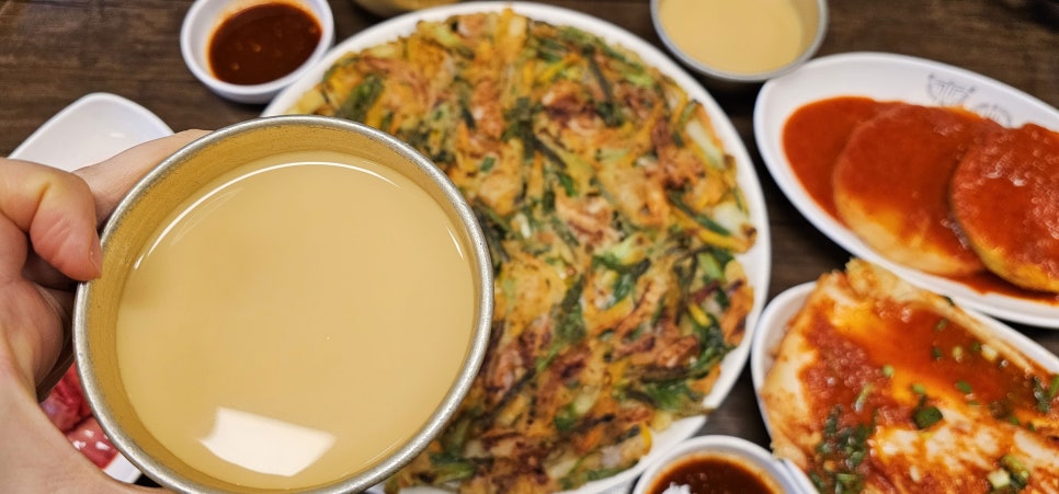 육각수칼국수 이미지