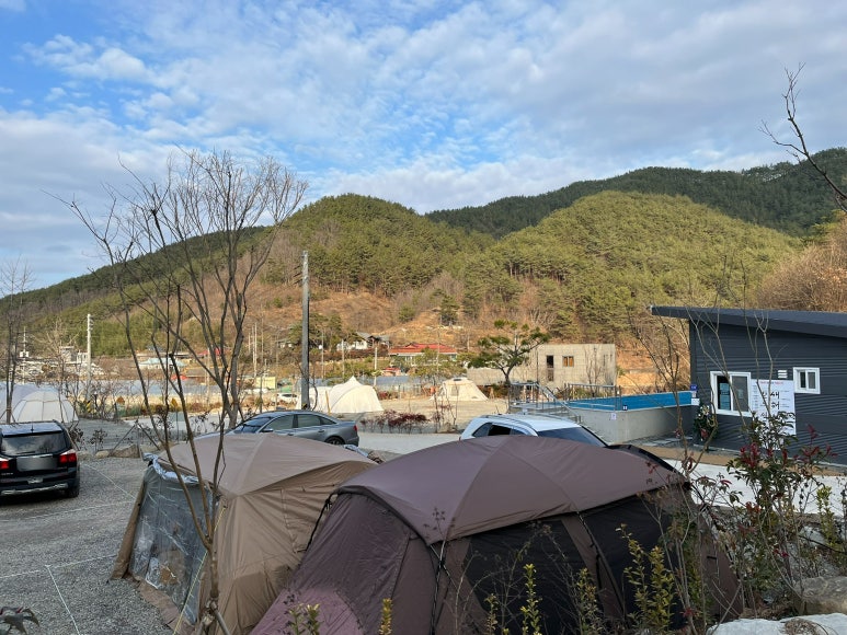 연꽃자리 캠핑타운 이미지