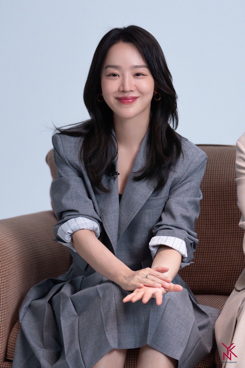 미장원;정윤 이미지
