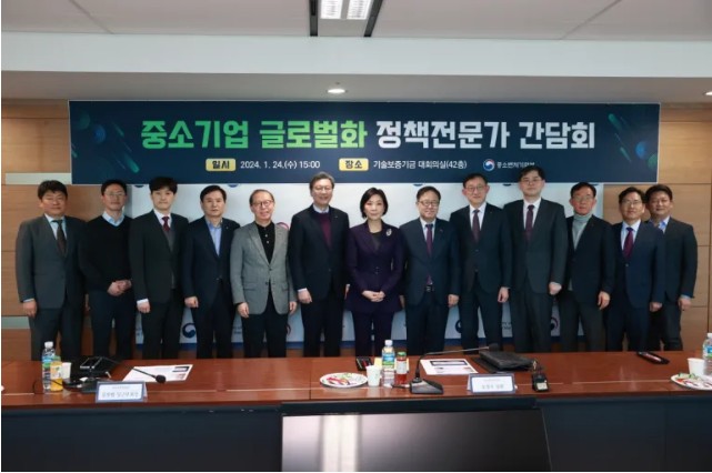 바이오큐레이션 이미지