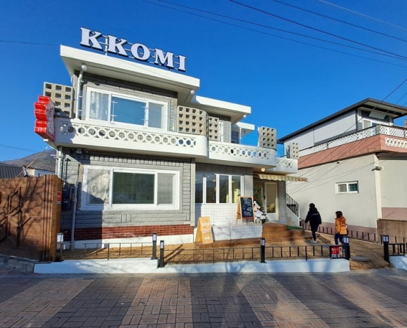 꼬미(KKOMI) 이미지