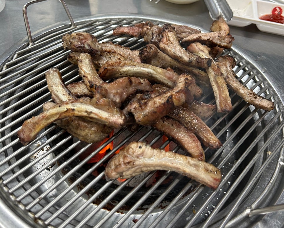 코리안숯불등갈비 이미지