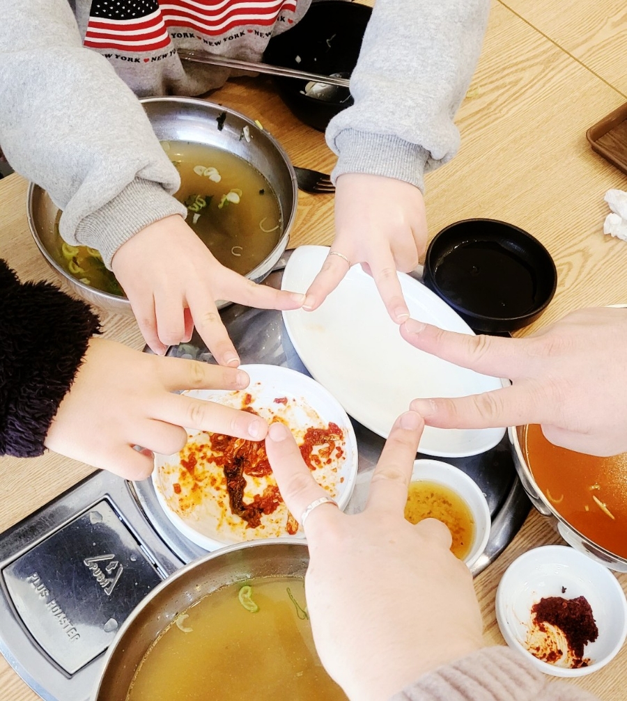 육백밀면 이미지