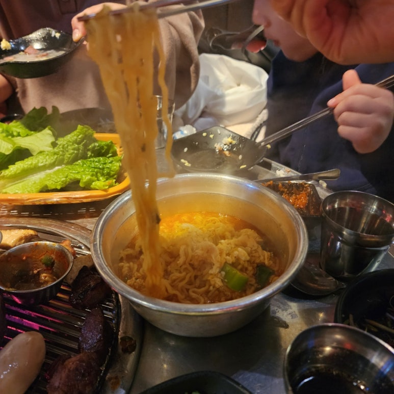 뒷게고기집 이미지