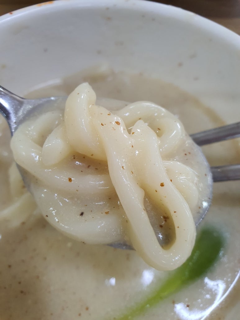 어머나칼국수 이미지