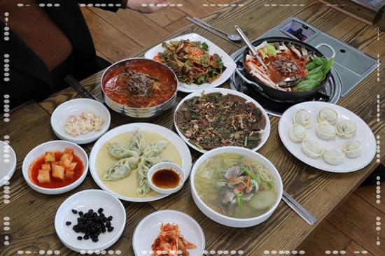 대학칼국수 이미지