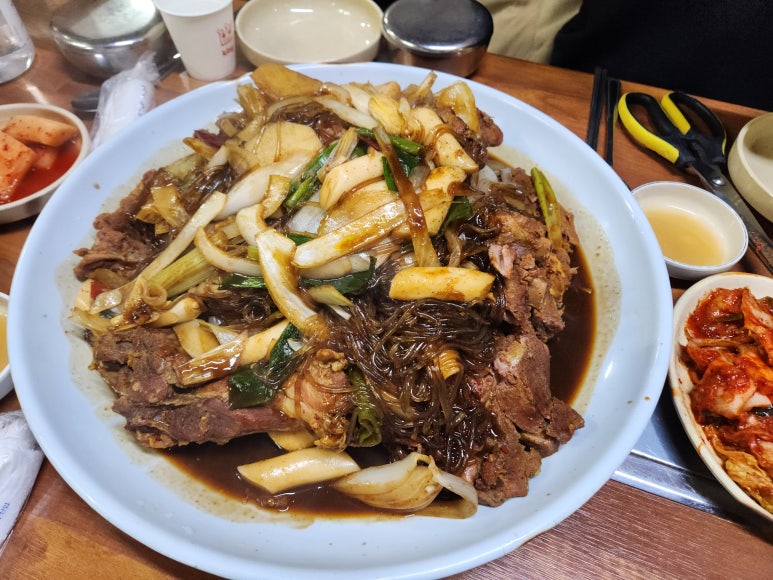 뼈다귀감자탕 찜 이미지
