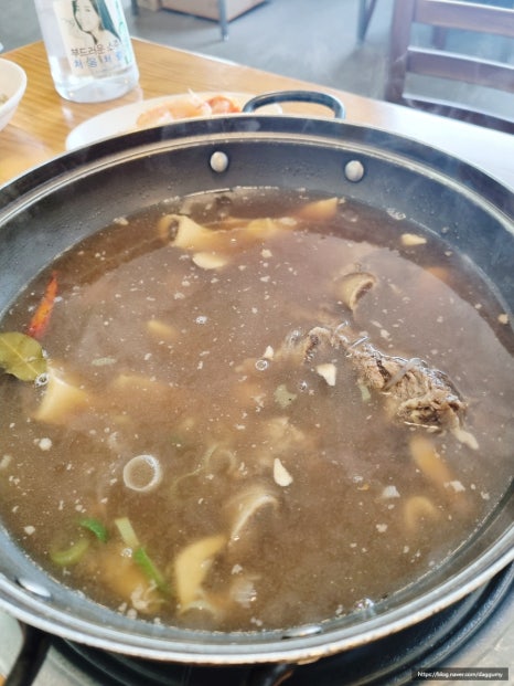 일능이약사갈비탕 이미지