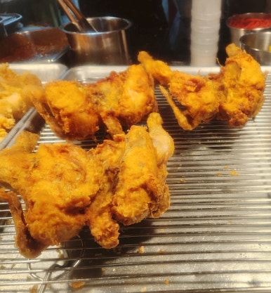 칠구치킨 이미지